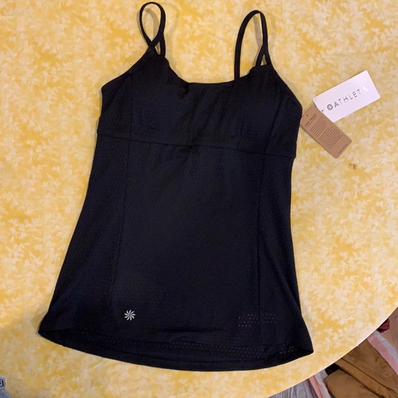 Workout/athletic top - Picture 1 of 4